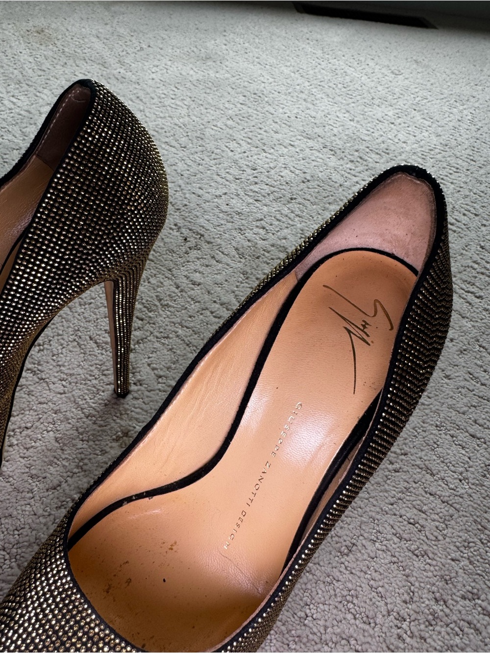 Giuseppe Zanotti Gold Studded Suede Embellished Peep Toe Platform Pumps - Picture 8 of 10